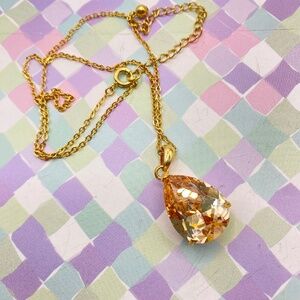 Large Pear Cut Crystal Necklace Gold Tone Chain Peach Colored Stone 15'-18'